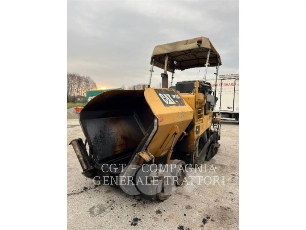 CAT AP300 Asphalt pavers