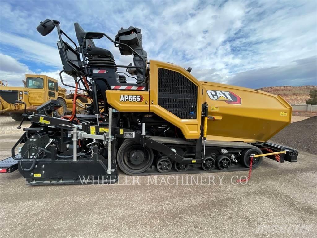 CAT AP555 Asphalt pavers
