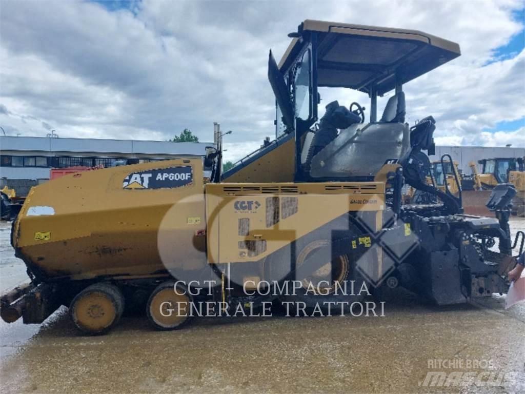 CAT AP600F Asphalt pavers