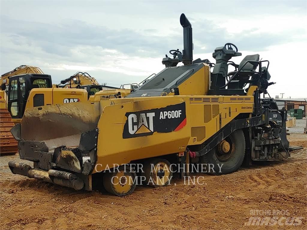 CAT AP600F Asphalt pavers