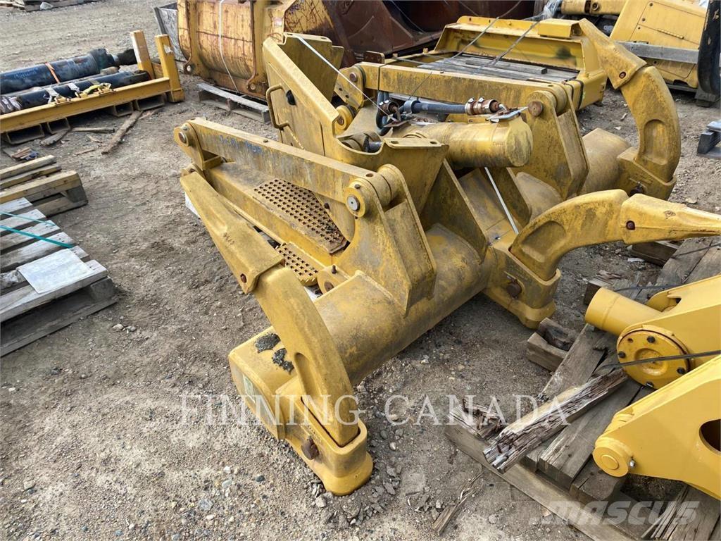 CAT ATTACHMENTS D6N Scarifiers