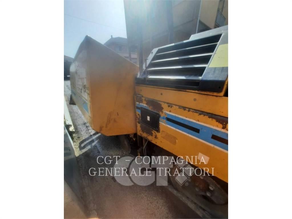 CAT BB730 Asphalt pavers