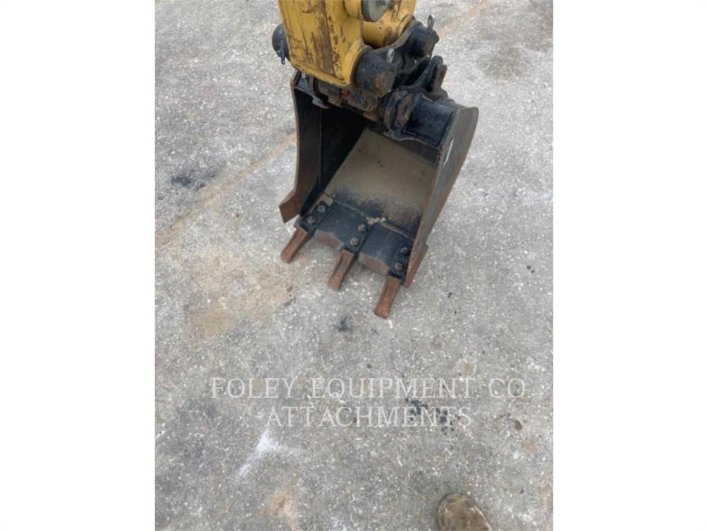 CAT BK302P18 Crawler excavators