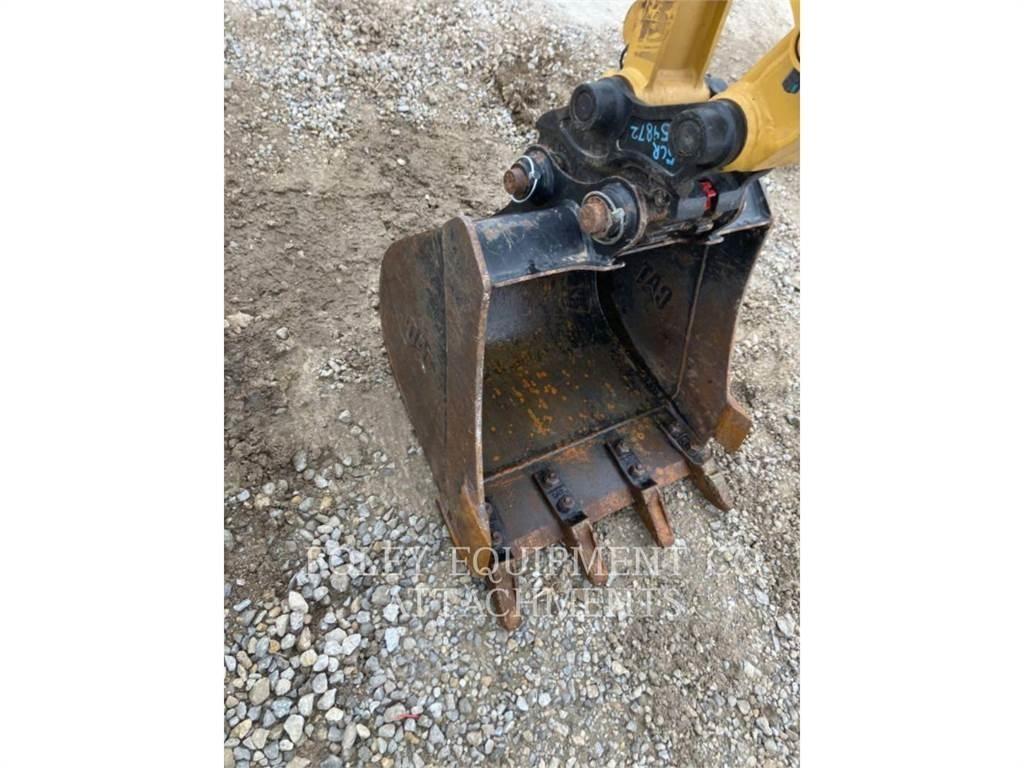 CAT BK302P24 Crawler excavators