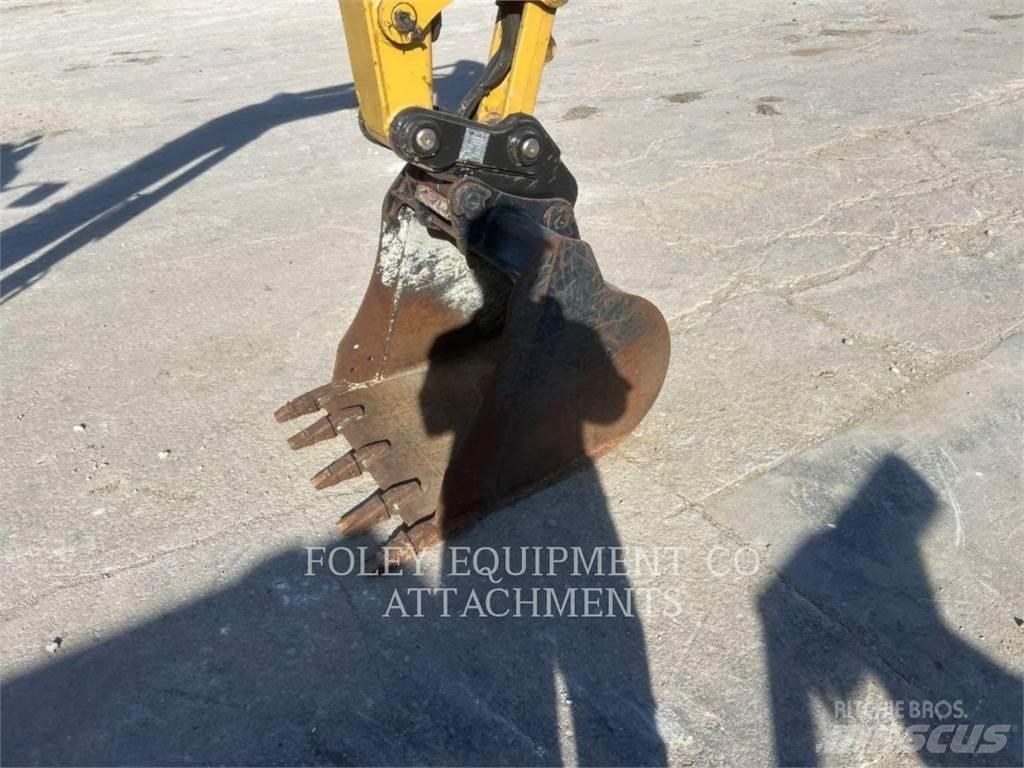CAT BK305P30 Crawler excavators