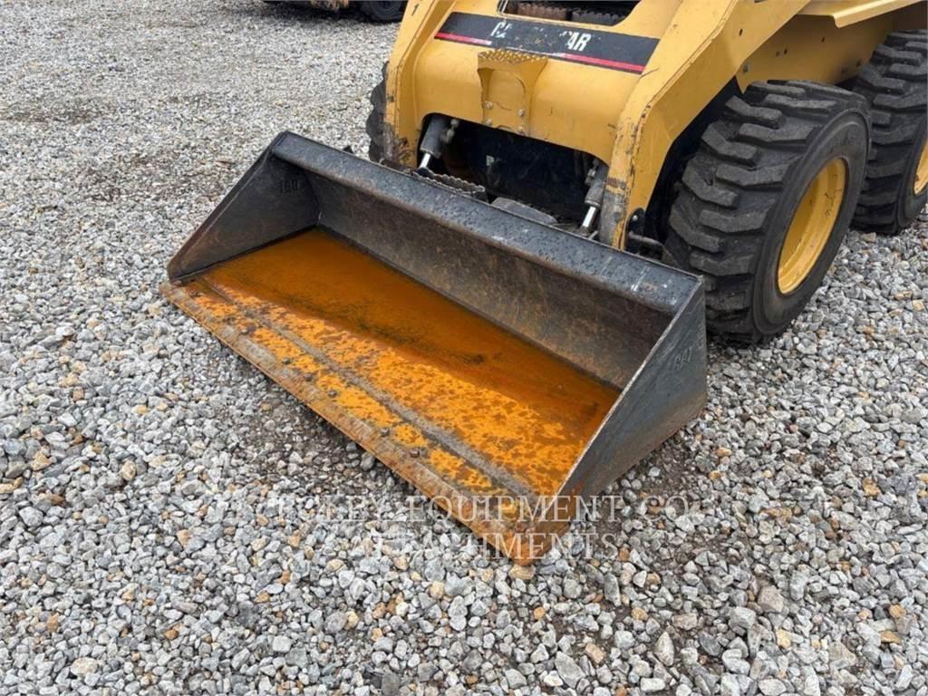 CAT BKSSLMP74 Skid steer loaders