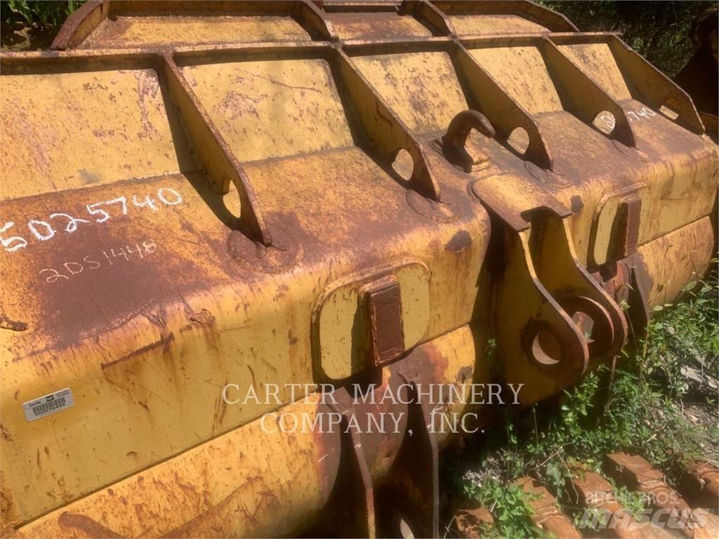 CAT BUCKET963B Buckets