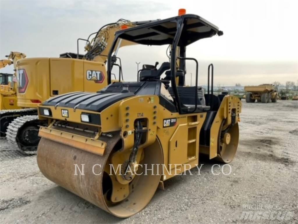 CAT CB10 Asphalt pavers