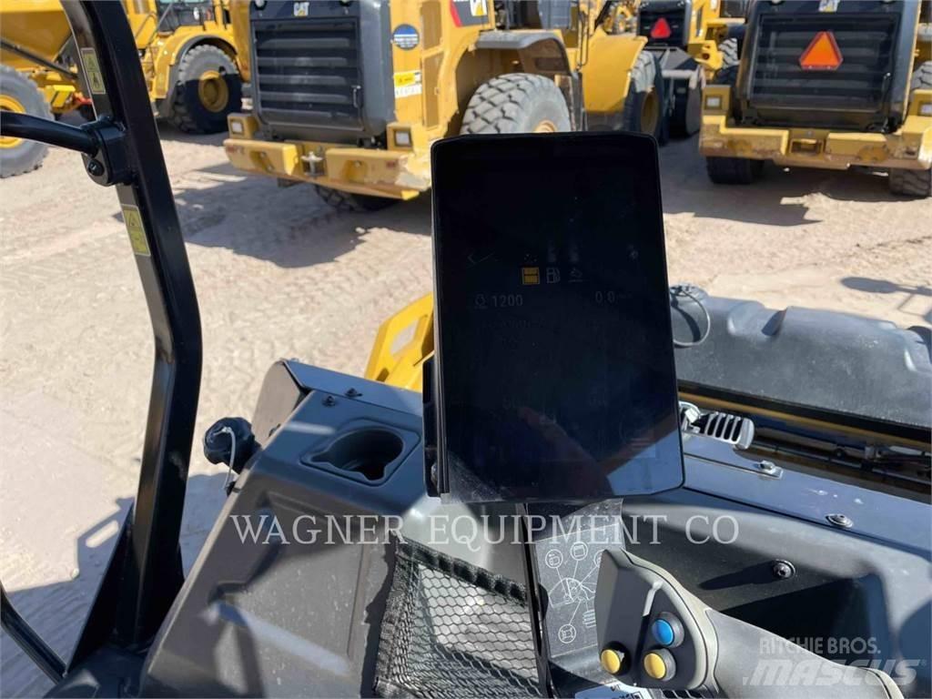CAT CB10 Soil compactors