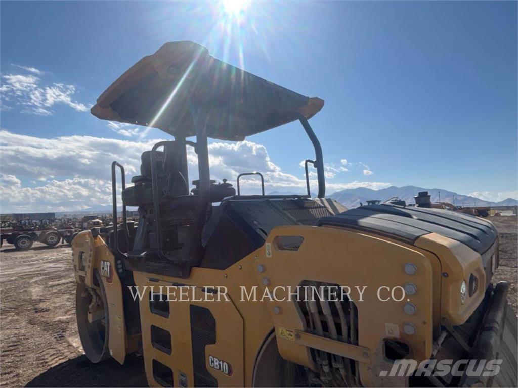 CAT CB10 Twin drum rollers