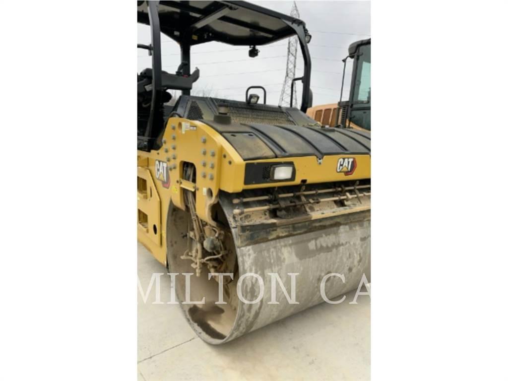 CAT CB13 Twin drum rollers
