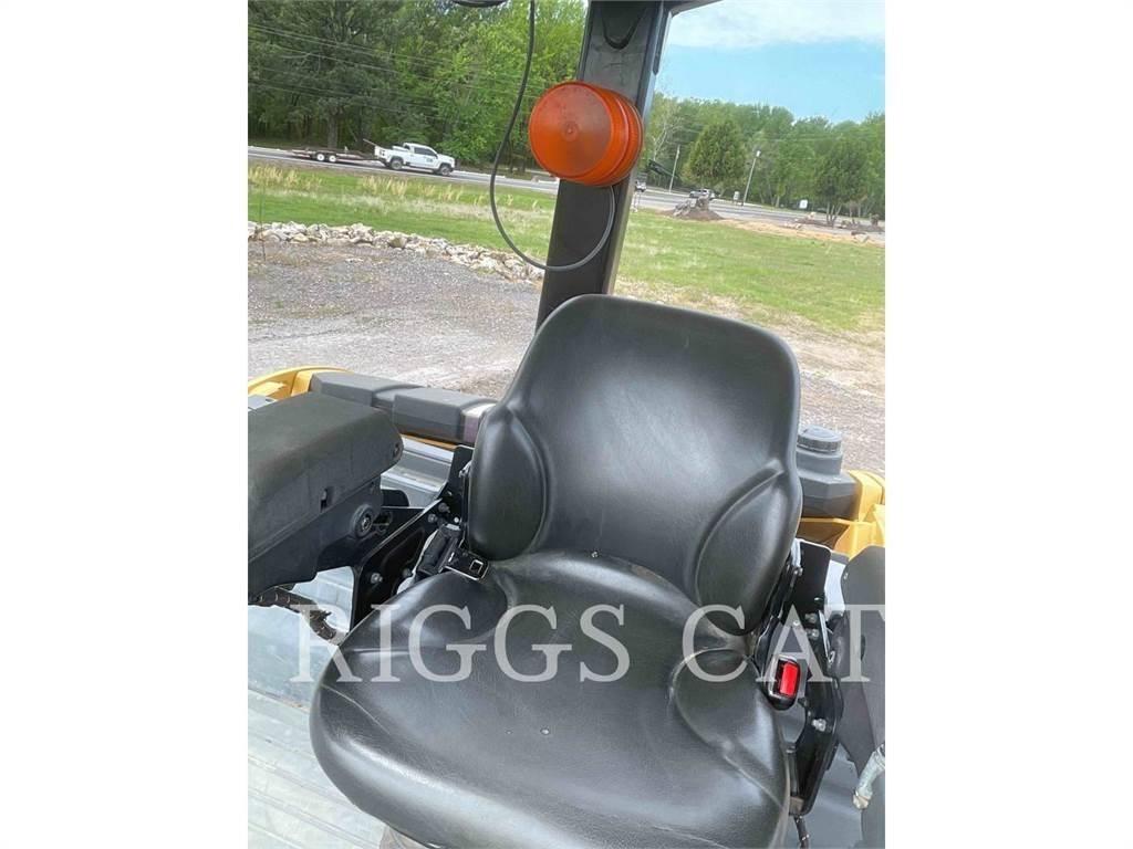 CAT CB13 Soil compactors