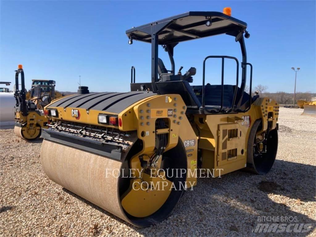 CAT CB16 Soil compactors