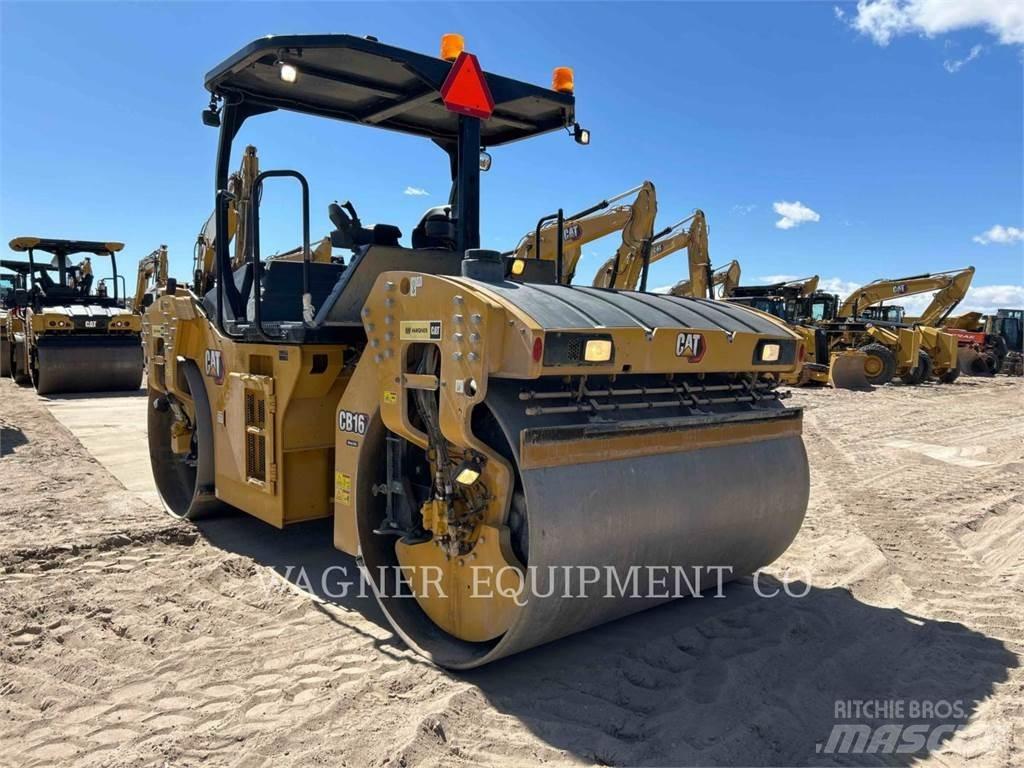 CAT CB16 Soil compactors