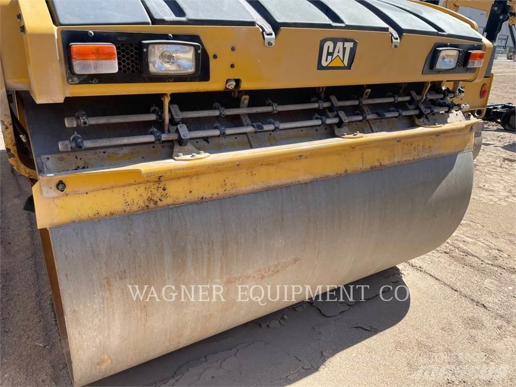 CAT CB16 Soil compactors