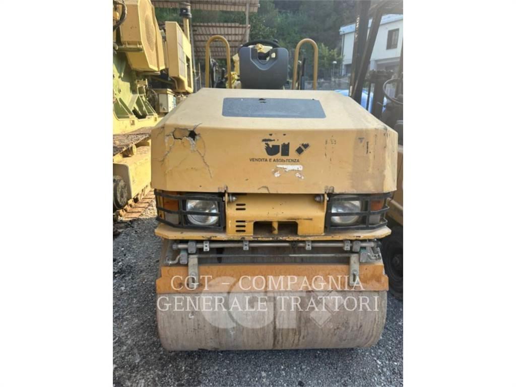 CAT CB22 Twin drum rollers