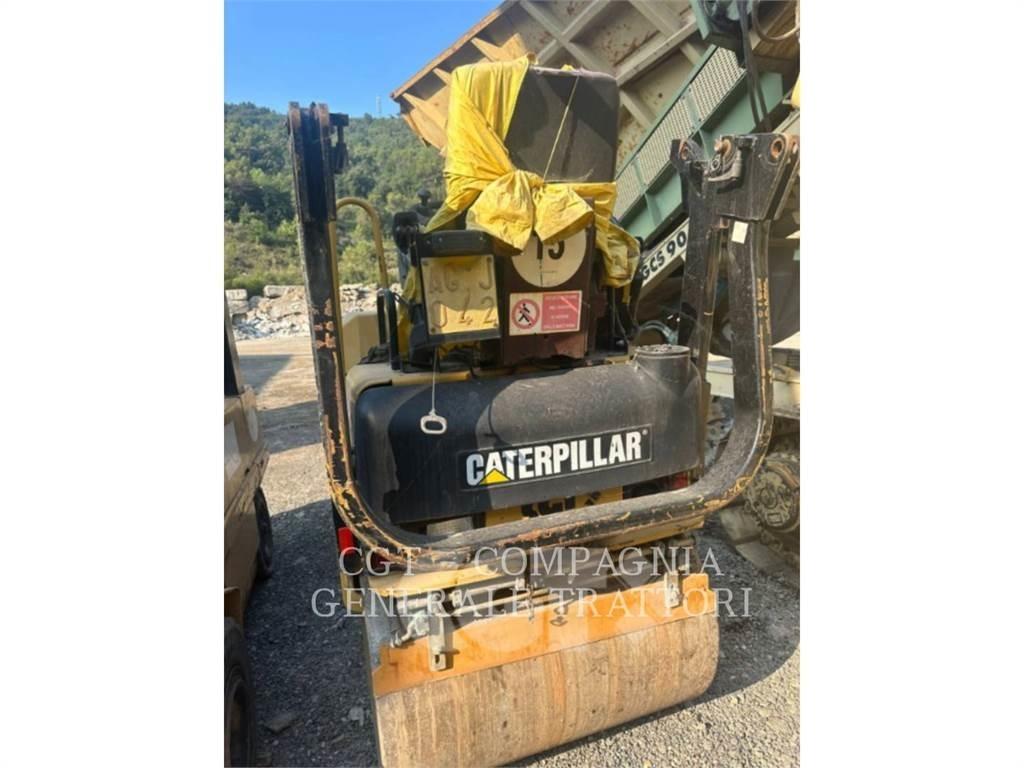 CAT CB22 Twin drum rollers