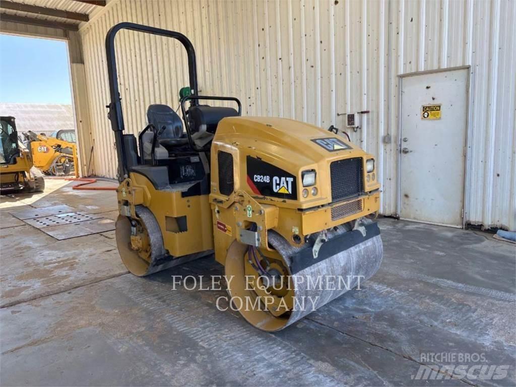CAT CB24B Soil compactors