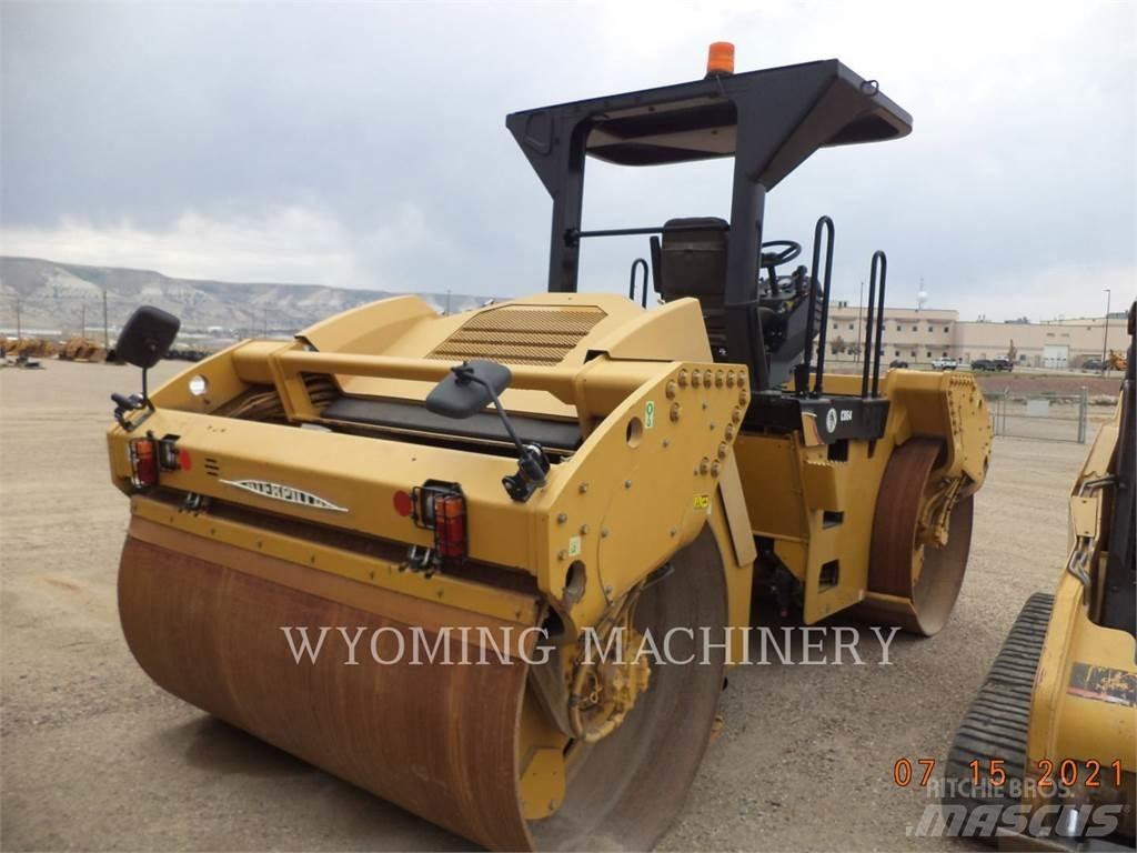 CAT CB64 Soil compactors