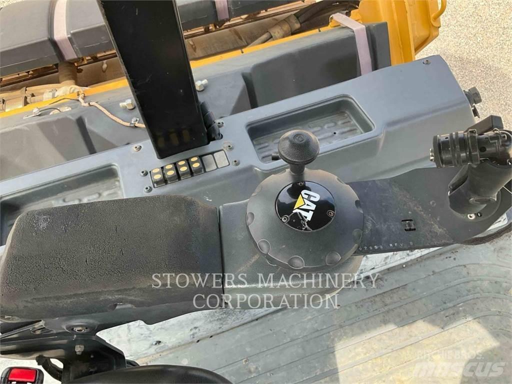 CAT CB66B Soil compactors