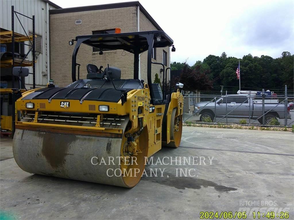 CAT CB66B Asphalt mixing plants