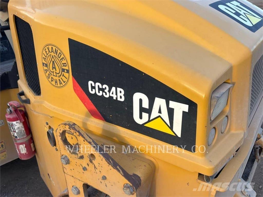 CAT CC34B Crawler loaders
