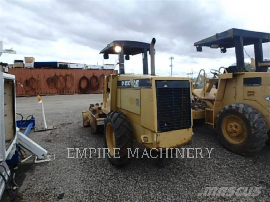CAT CP323C Single drum rollers