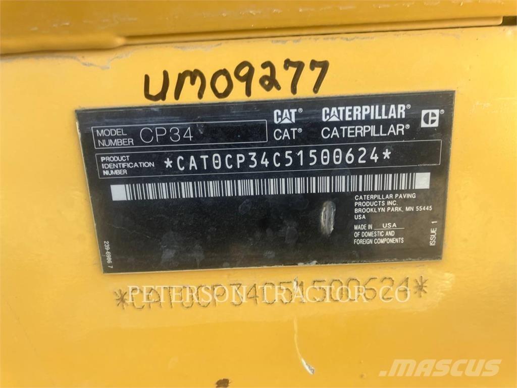 CAT CP34 Asphalt pavers