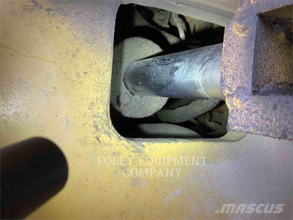 CAT CP563D Single drum rollers