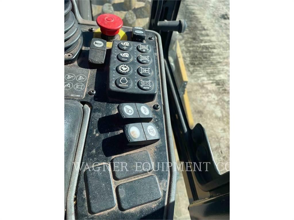 CAT CP56B Soil compactors