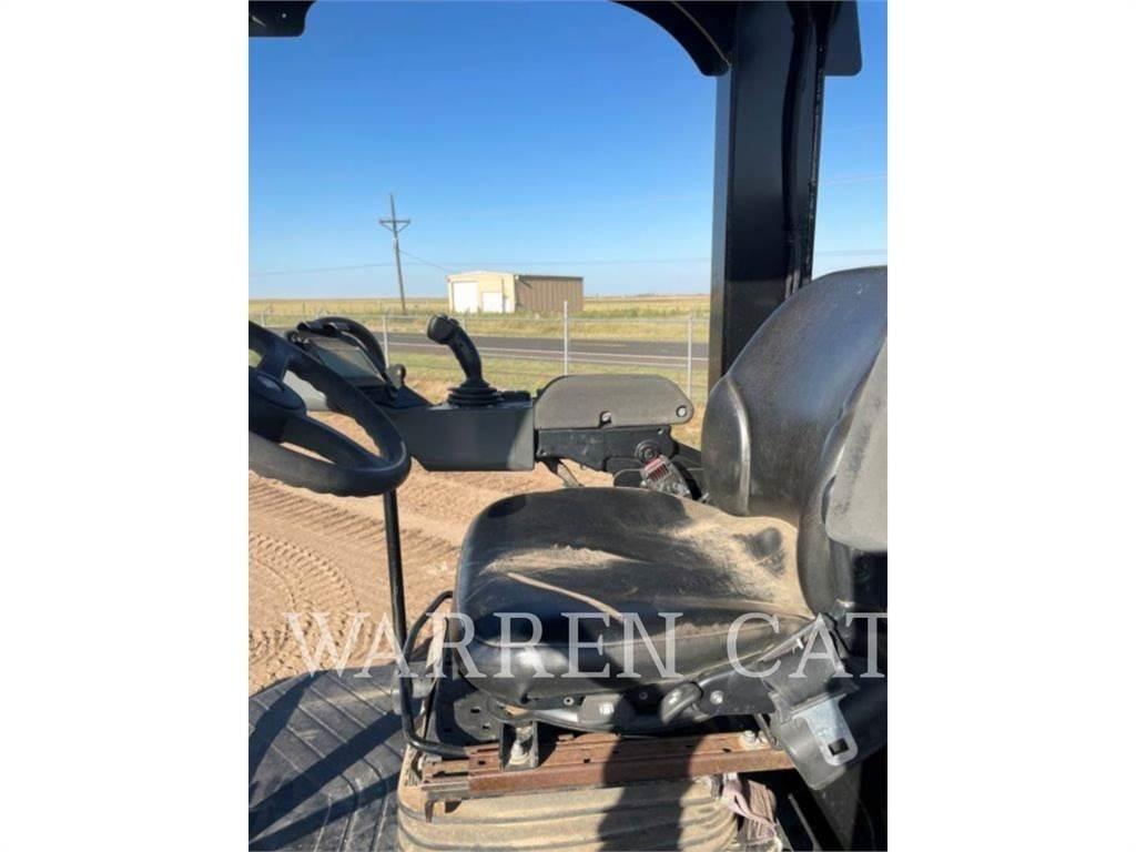 CAT CP56B Asphalt pavers