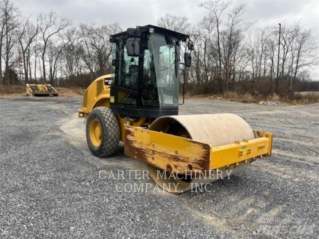 CAT CS44B Soil compactors