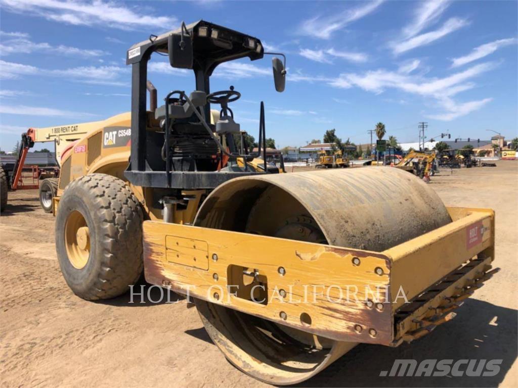 CAT CS54 Soil compactors
