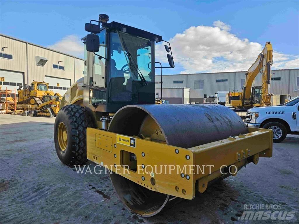 CAT CS56B Soil compactors