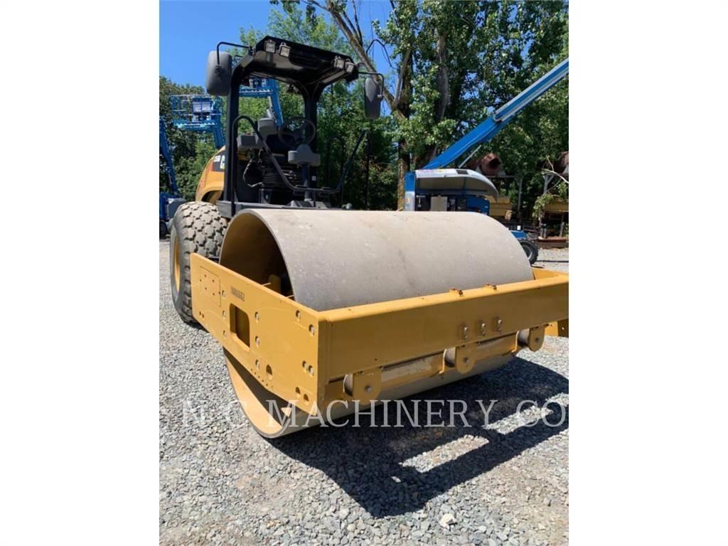 CAT CS56B Asphalt pavers