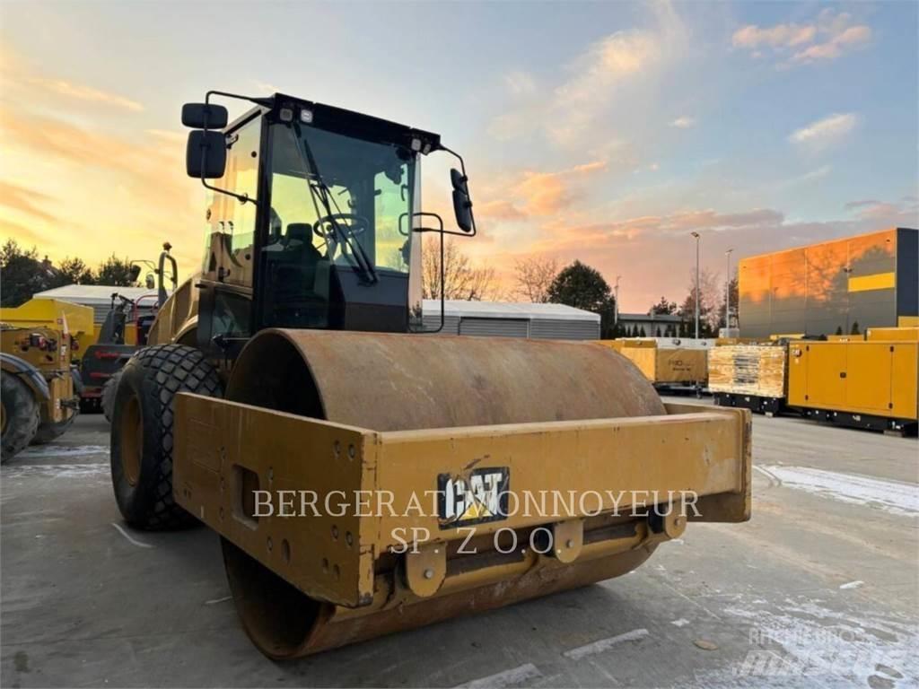 CAT CS64B Single drum rollers