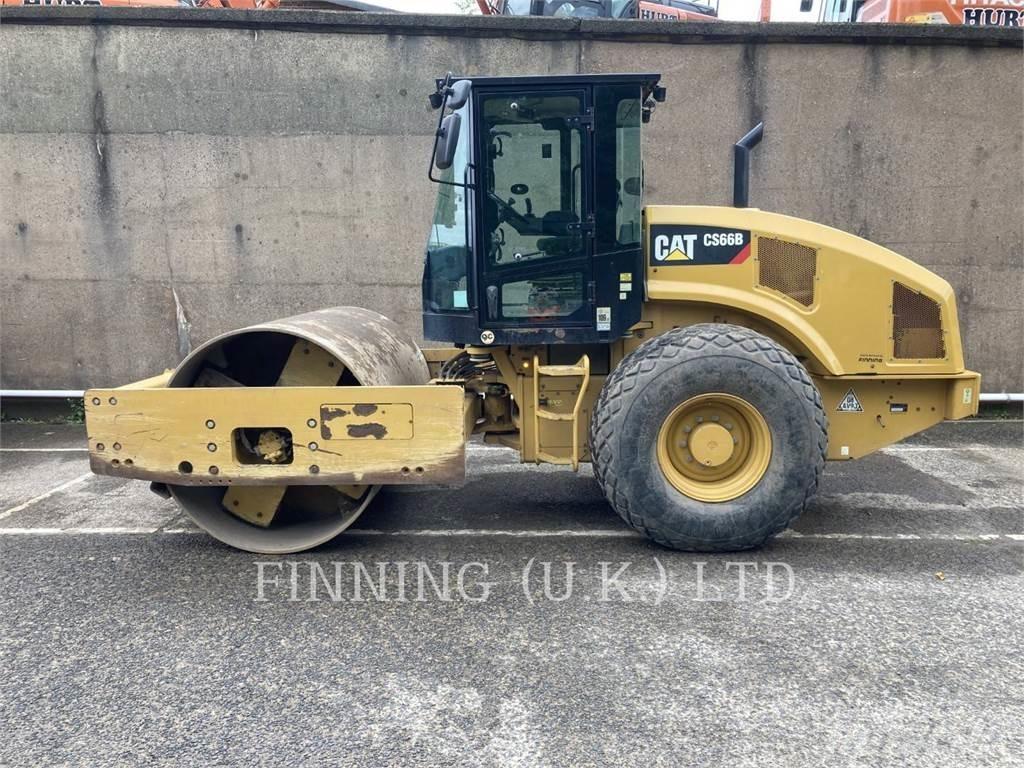 CAT CS66B Soil compactors