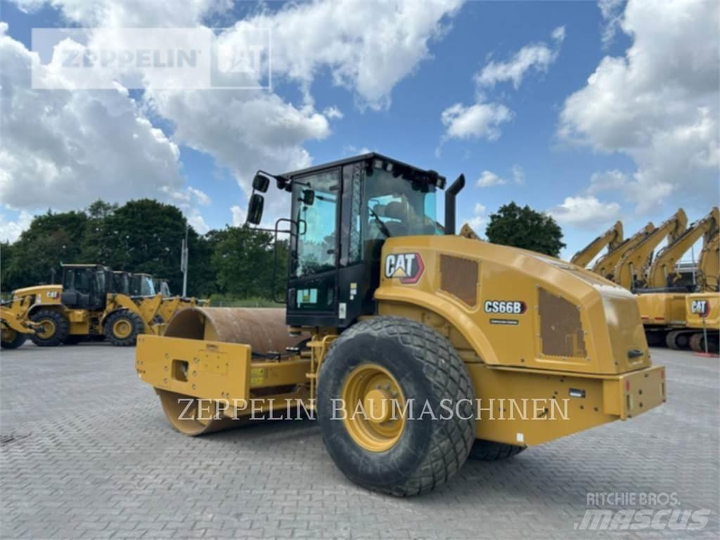 CAT CS66B Soil compactors