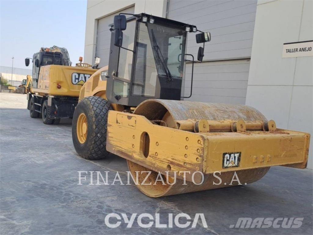 CAT CS74B Single drum rollers