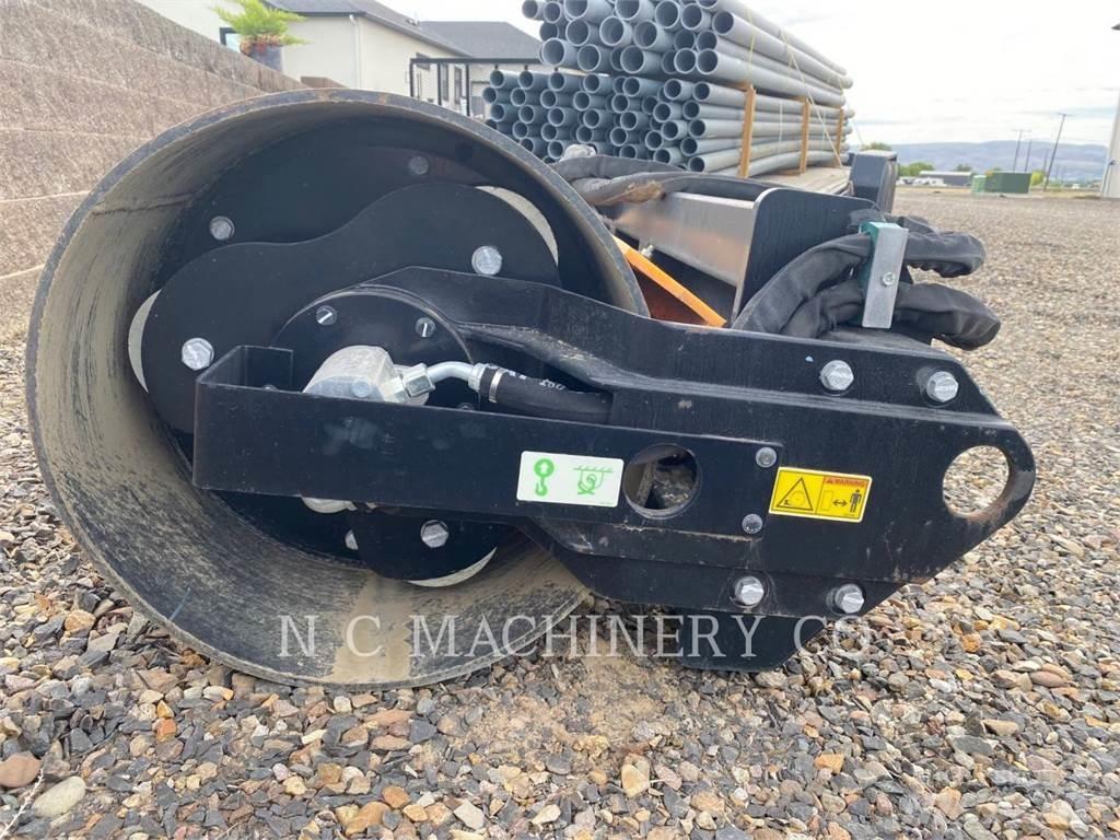 CAT CV119 Skid steer loaders