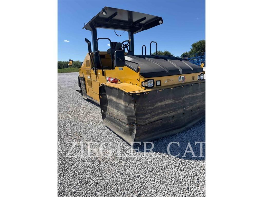 CAT CW34 Pneumatic tired rollers