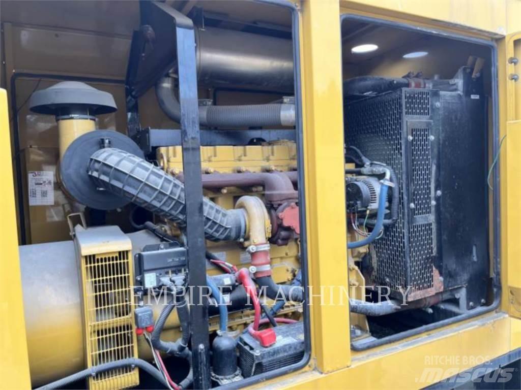 CAT D150 Diesel Generators