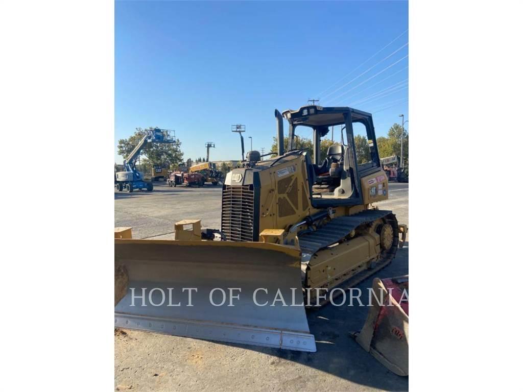 CAT D2 Crawler dozers