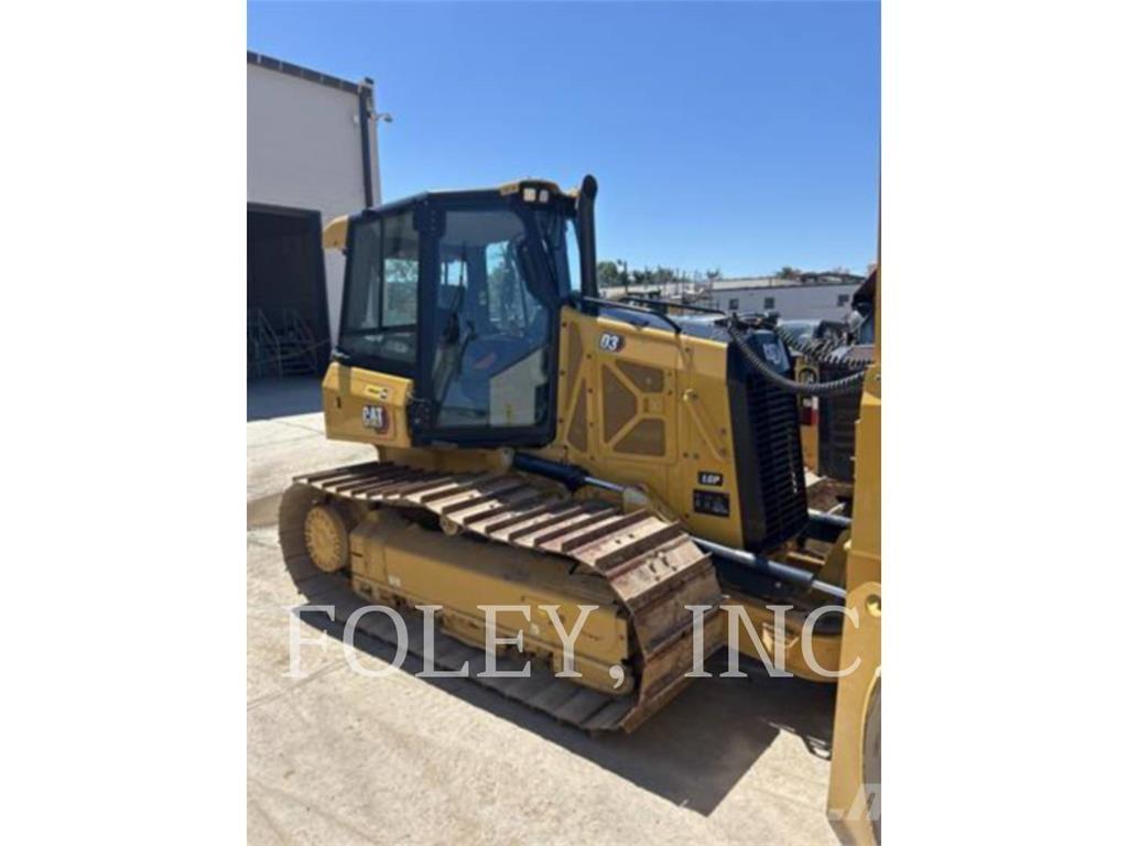 CAT D3-12LGP Crawler dozers