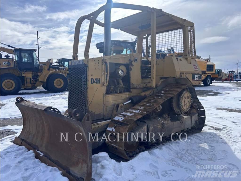CAT D4H Crawler dozers