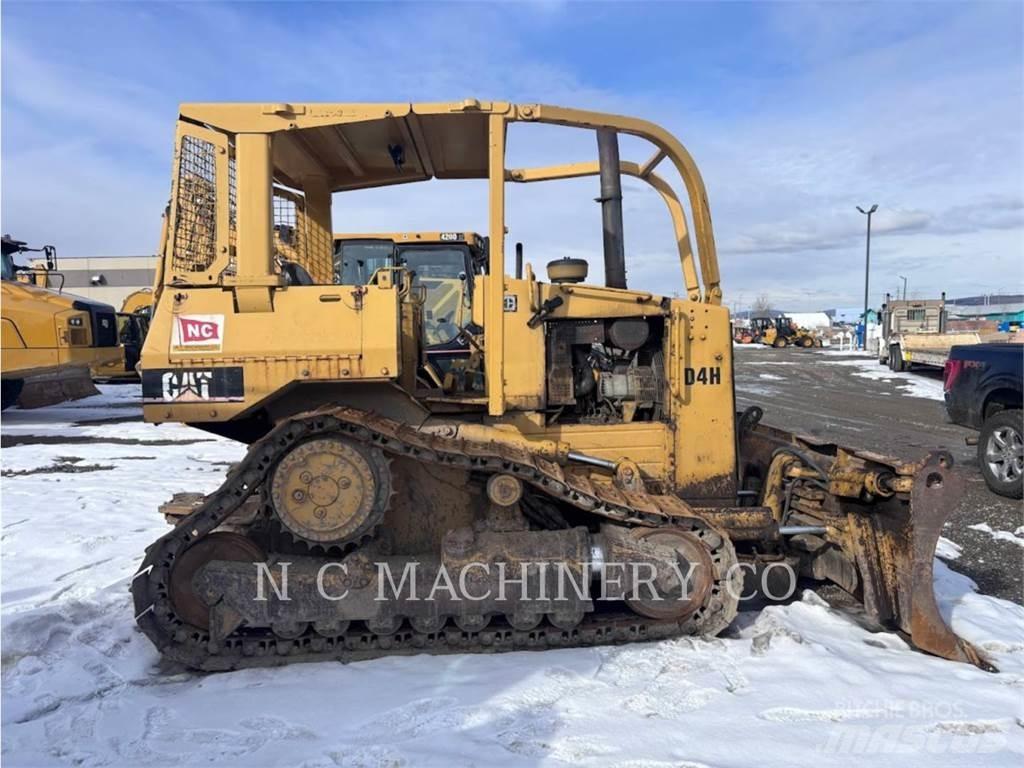 CAT D4H Crawler dozers