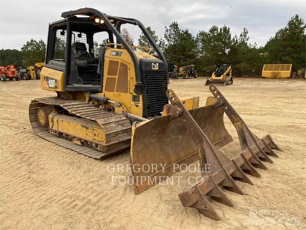 CAT D4K2LGP Crawler dozers