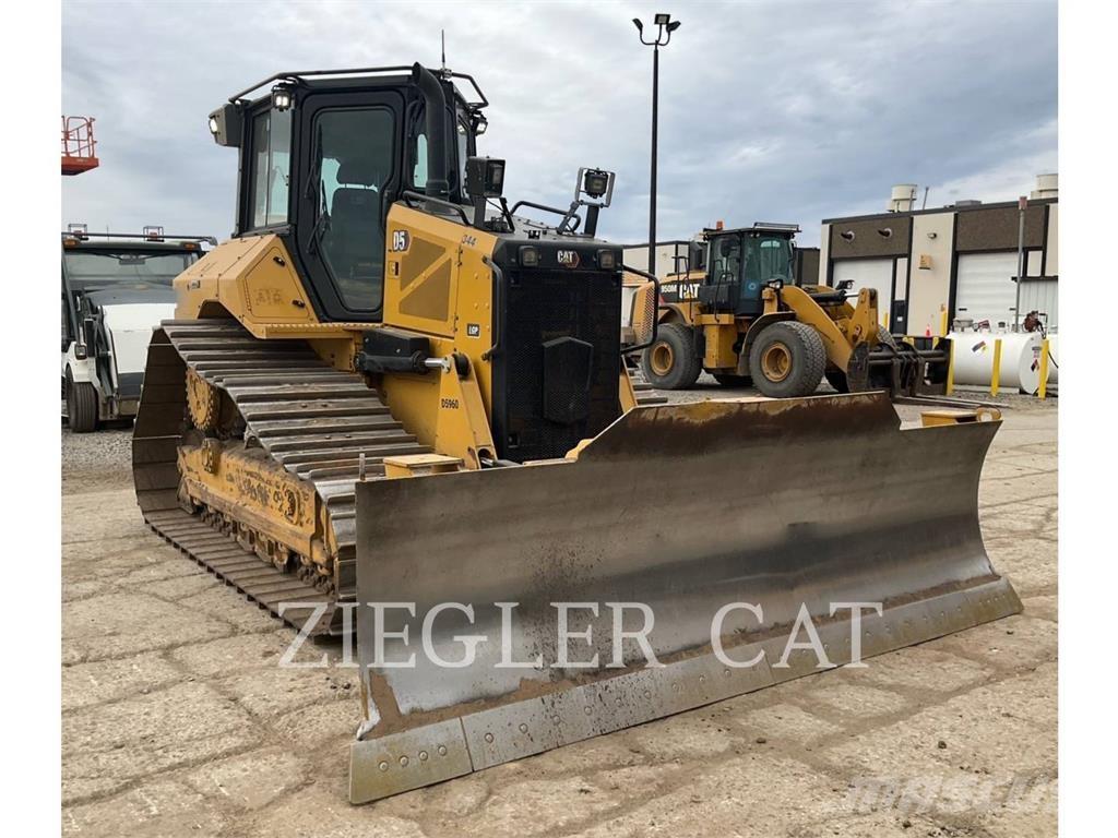 CAT D5 Crawler dozers