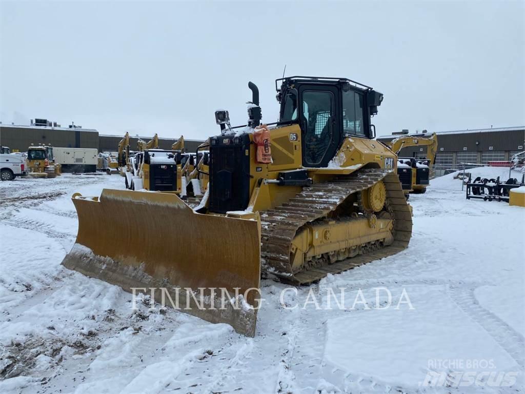 CAT D5-17 Crawler dozers