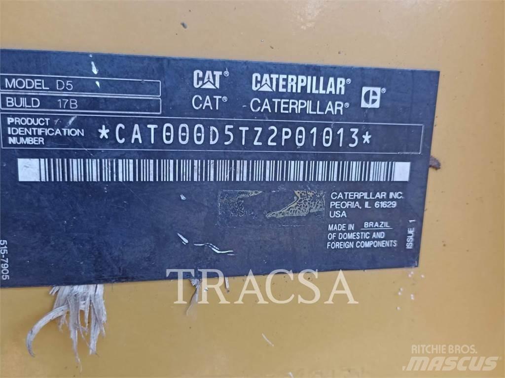 CAT D5-17 Crawler dozers
